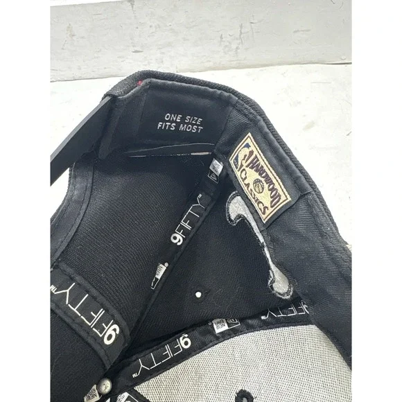 New Era 9Fifty Chicago Bulls Holographic Brim Snapback Hat Adjust NBA Cap Black - Picture 6 of 6